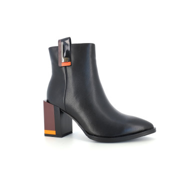 MADELINE 35 41