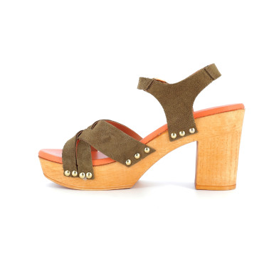 DALILA  36 41