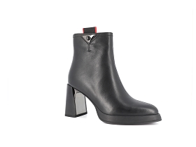 METAMORF OSE SAMELIE<br>Noir