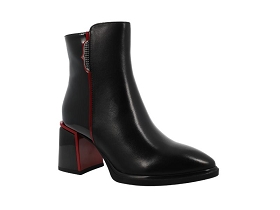 METAMORF OSE VAMAL<br>Noir Rouge