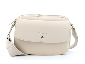 DAVID JONES CM8200<br>Amande