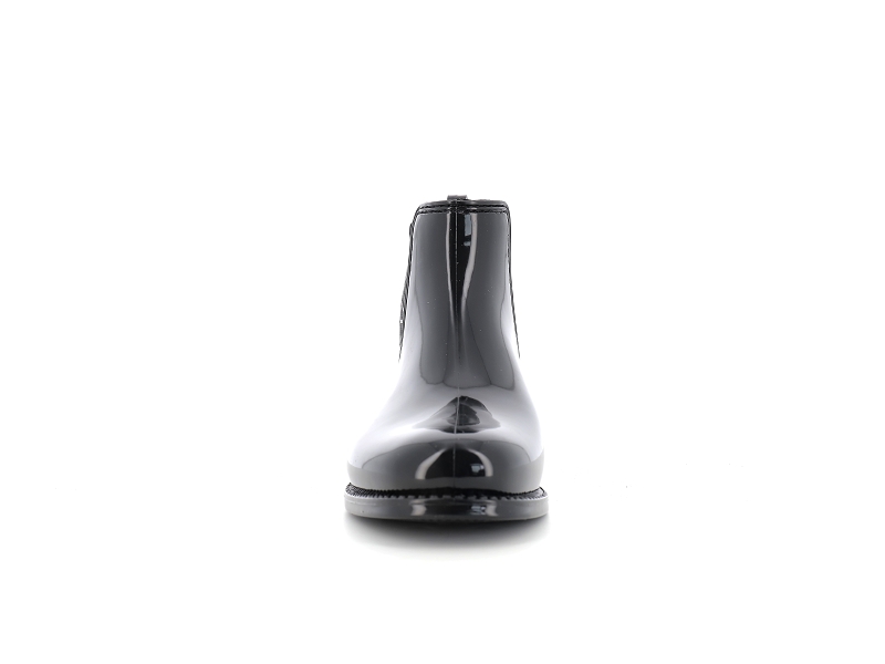 RAIN6529001_2