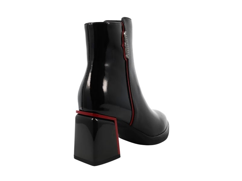 VAMAL7207301_4
